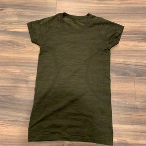 Lululemon Swiftly Tech SS Crew Brave Olive